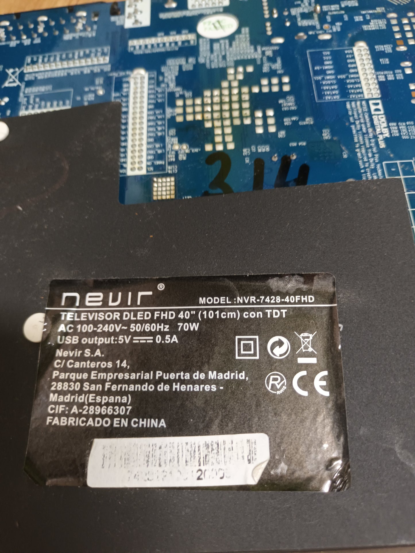 PIES TV NEVIR NVR-7428-40FHD, (P.33)