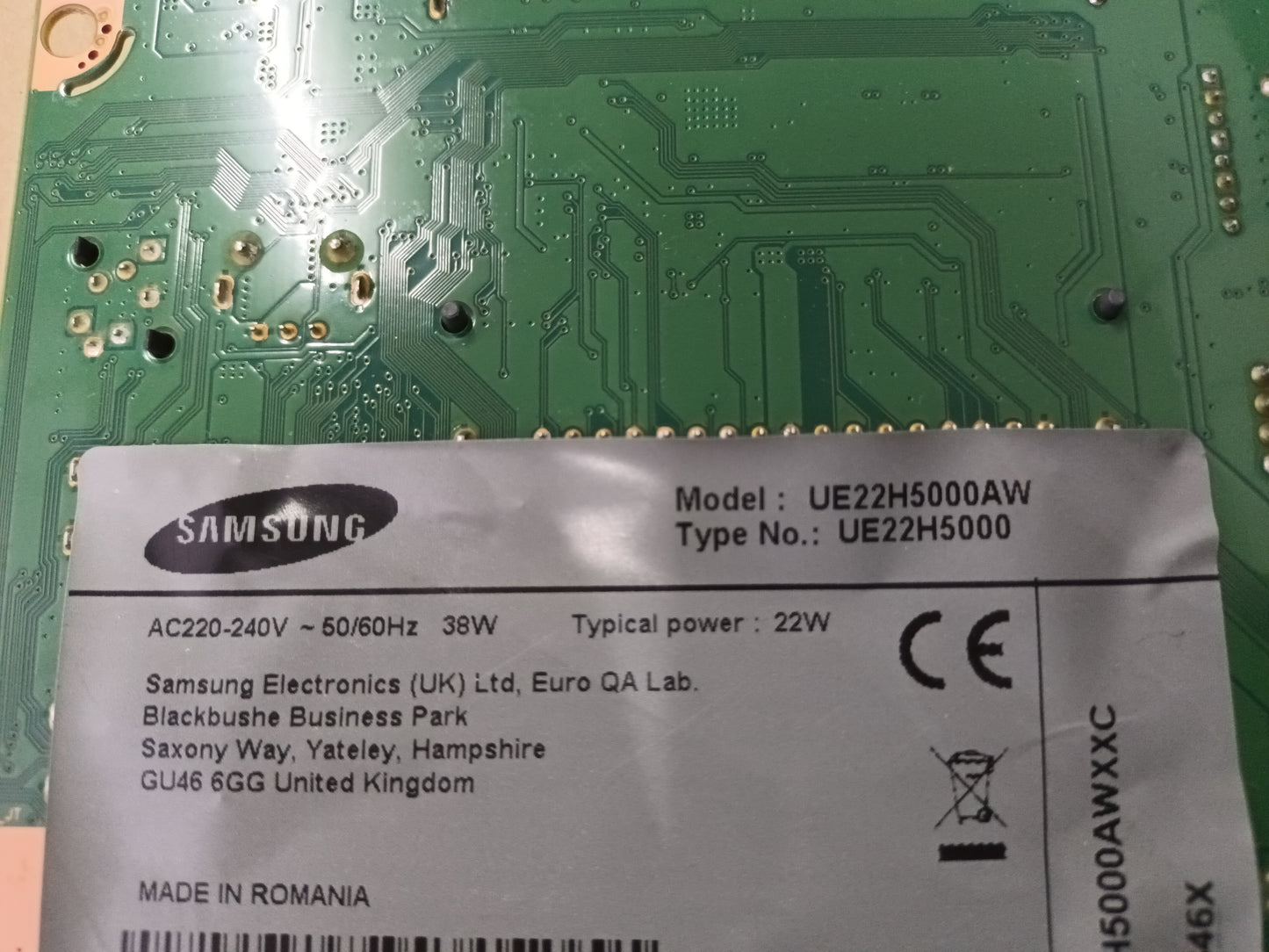 SAMSUNG UE22H5000AW, componentes de (ref-9)