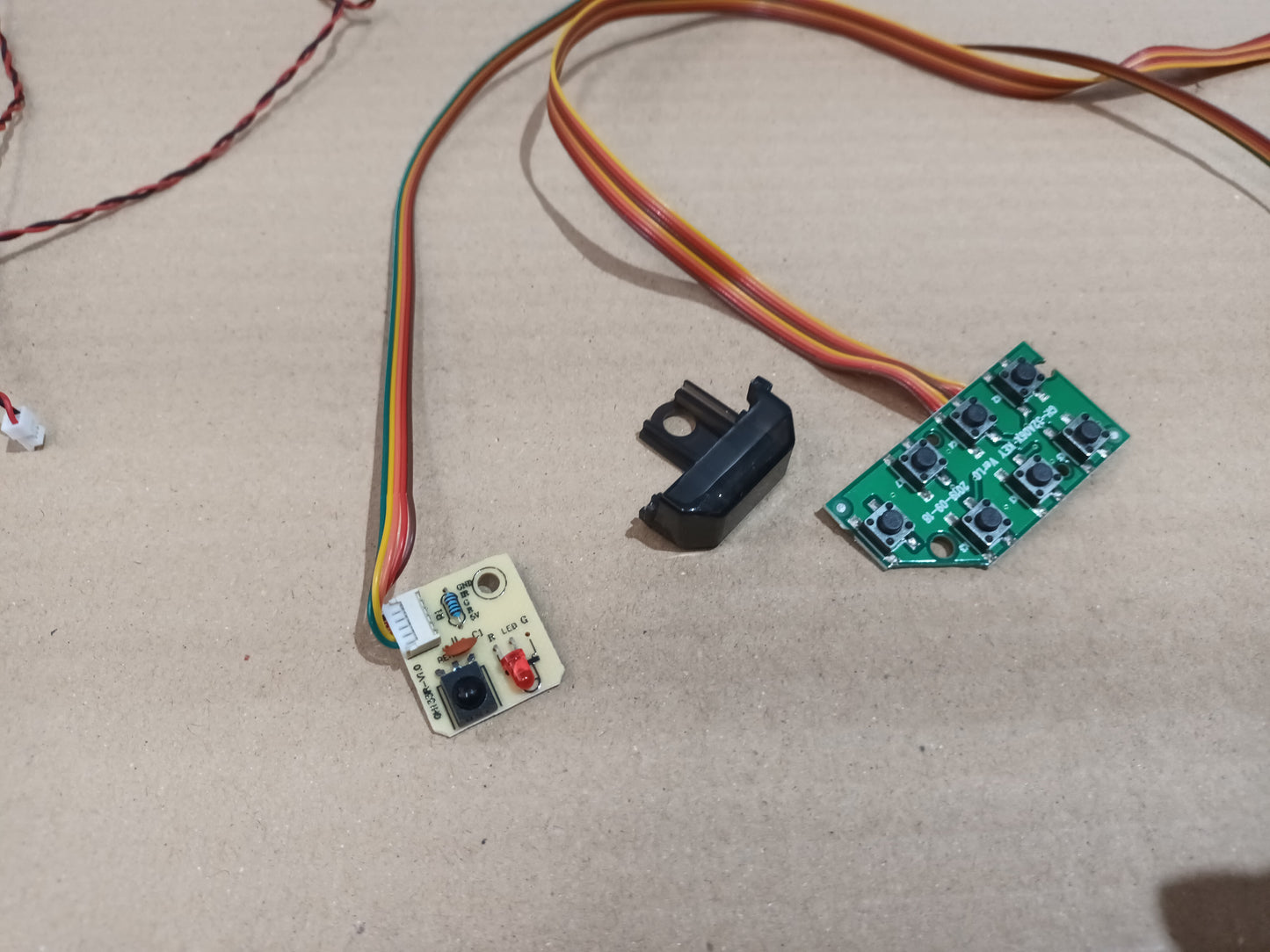 INFINITON INTV-32M302, componentes de tv, (ref-12)