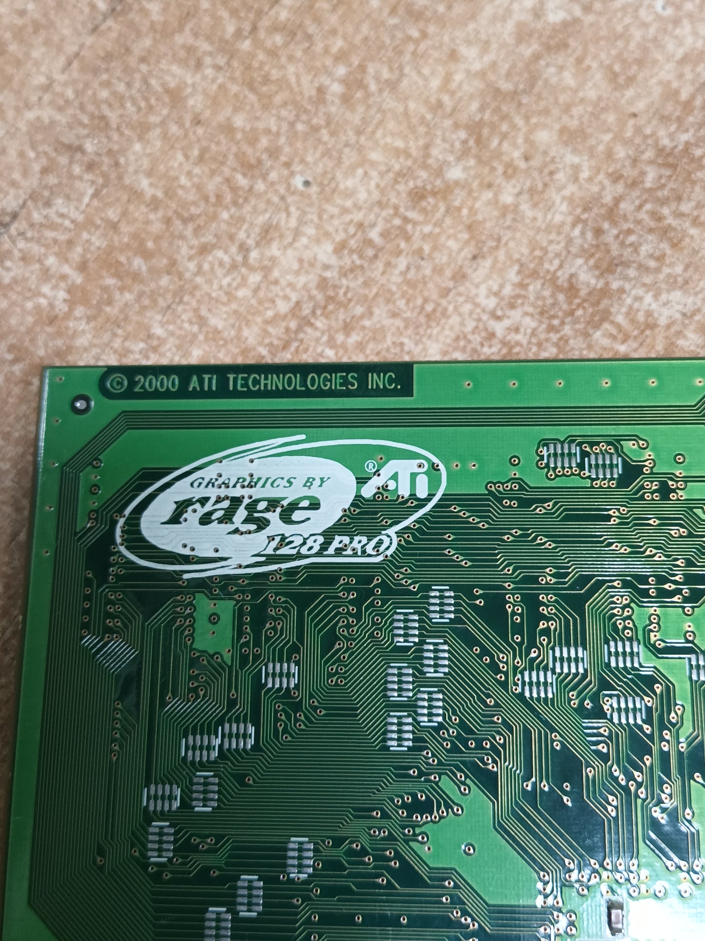 tarjeta grafica, ATI RAGE 128 PRO, AGP