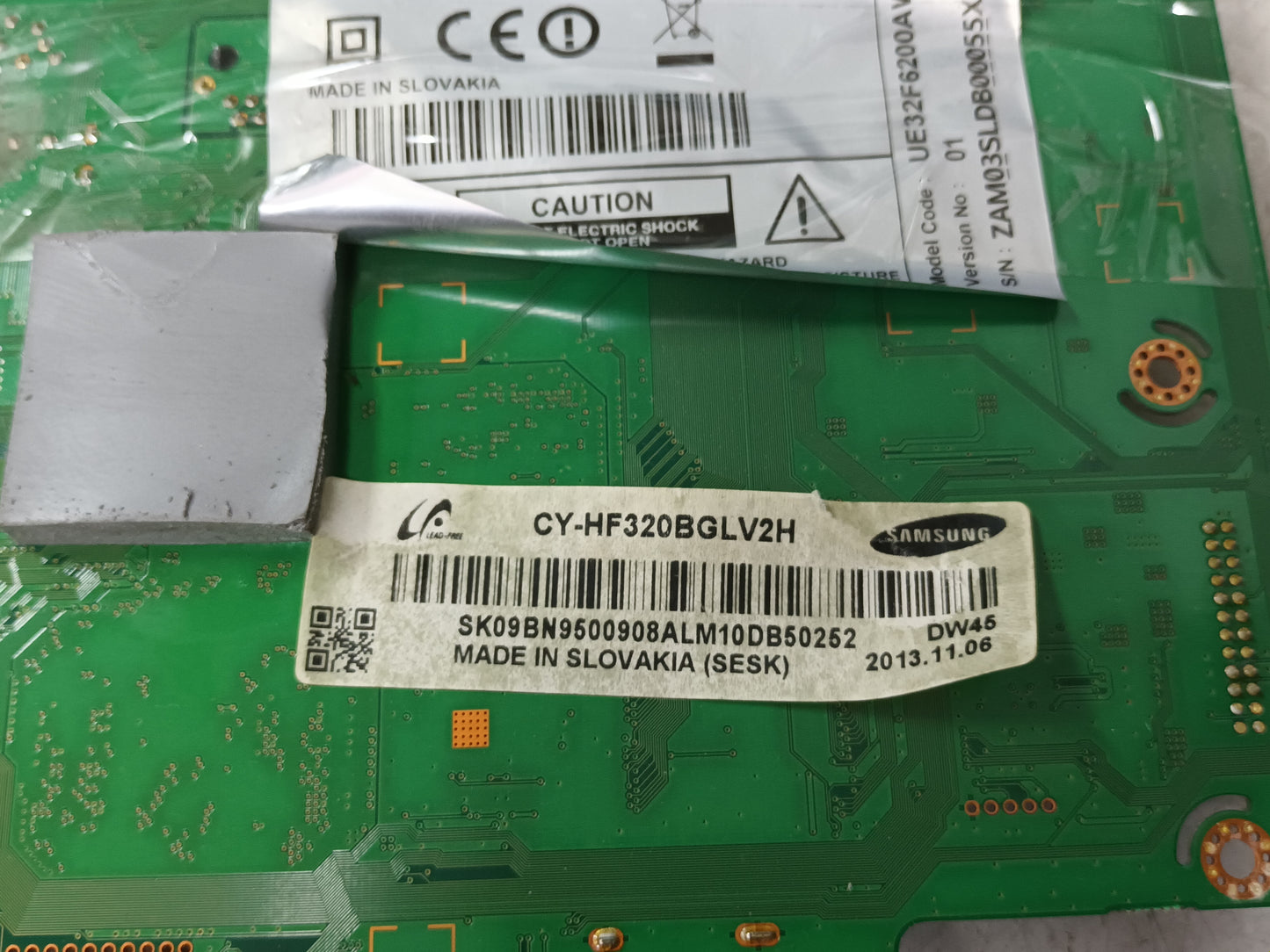 SAMSUNG UE32F6200AW, componentes, (ref-77)