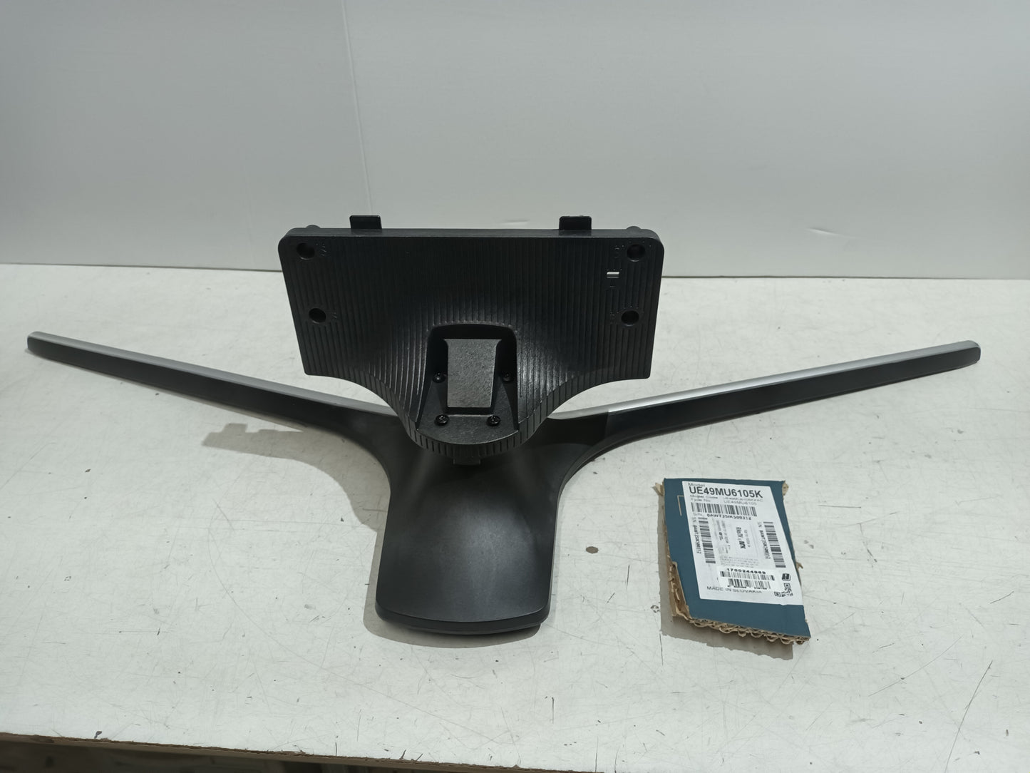 SOPORTE TV SAMSUNG UE49MU6105K, NUEVO, (ref.185)