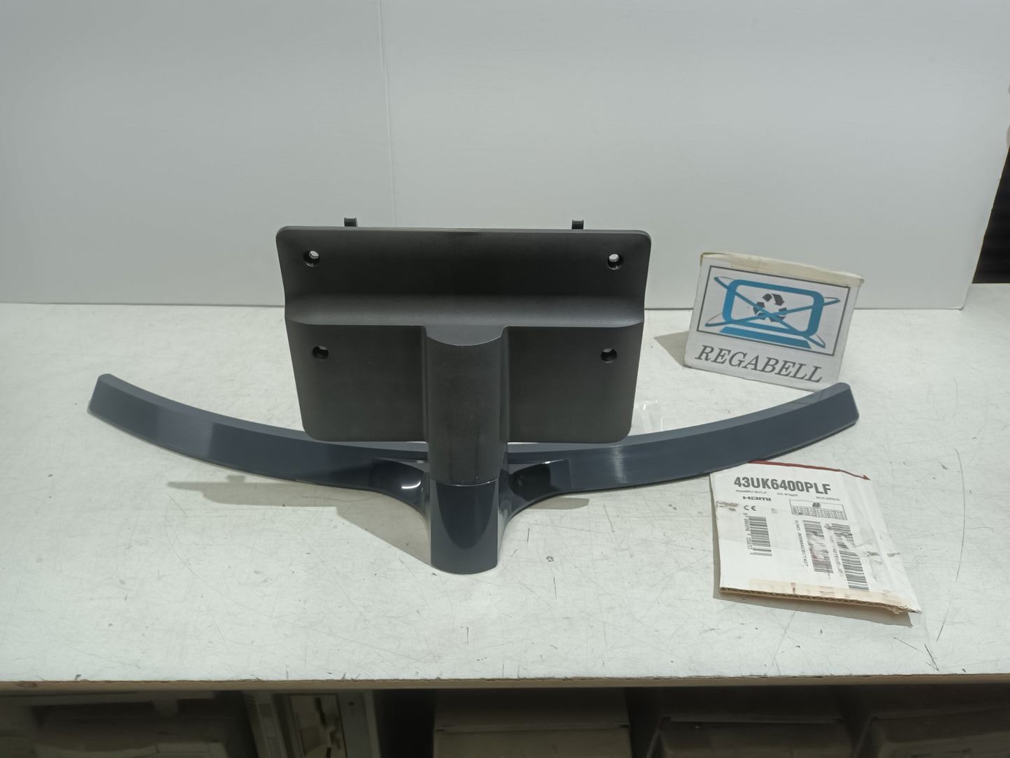 SOPORTE TV LG43UK6400PLF, NUEVO SIN USO,(ref.188)