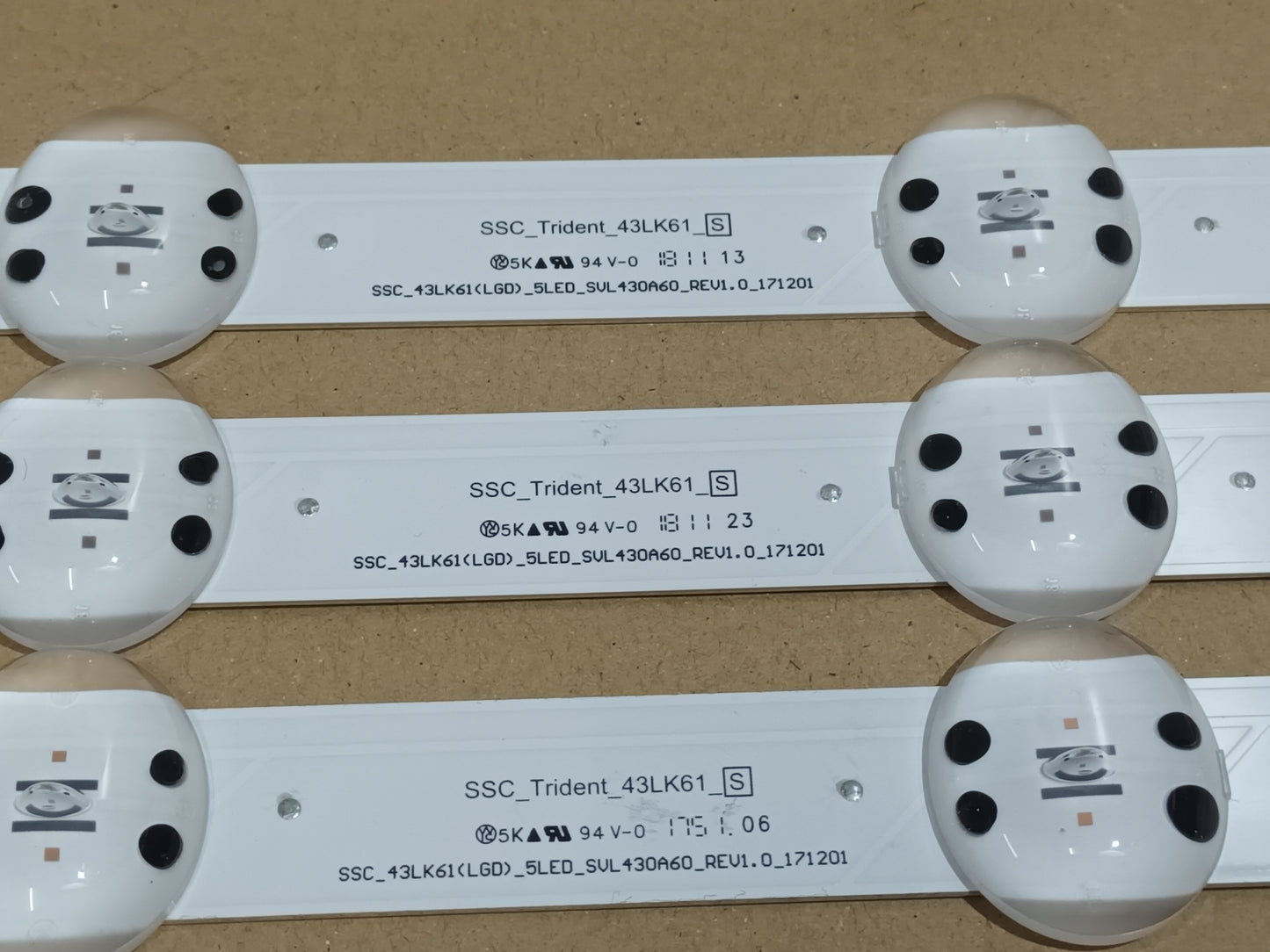 KIT de 3 tiras de RETROILUMINACION de LG43LK6100PLB