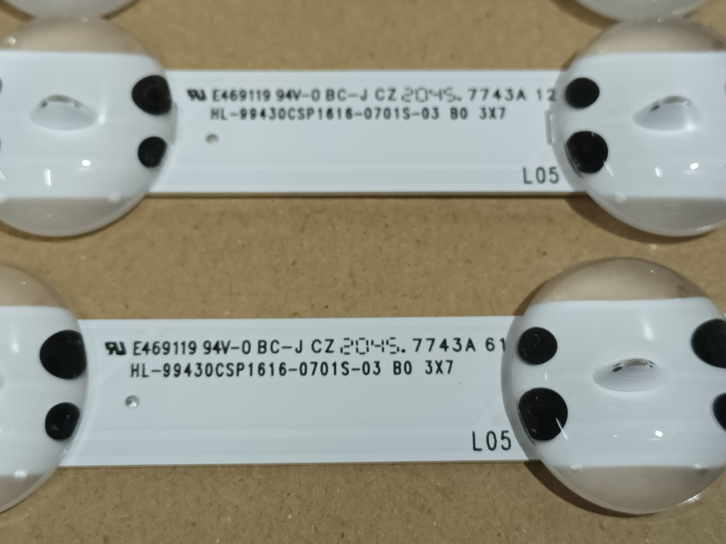 KIT de 3 tiras de RETROILUMINACION de LG43UP751C0ZF