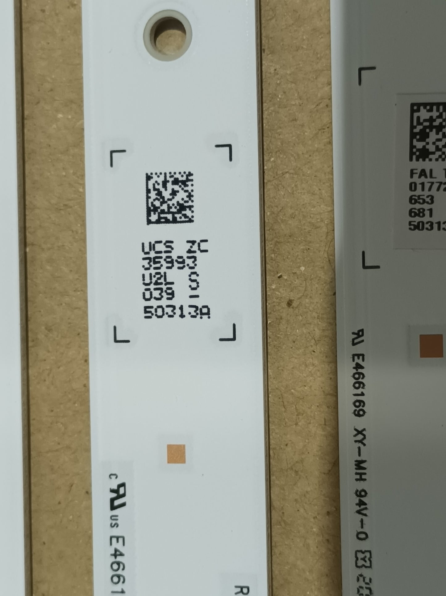 UE65AU7105K, KIT 10 TIRAS LED NUEVAS, (ref,213)