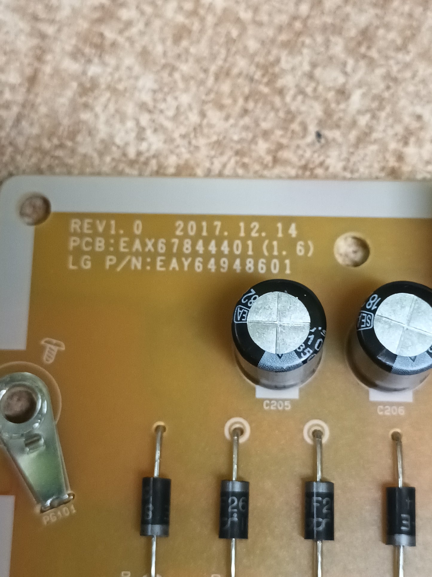 EAX67844401(1.6), NUEVA SIN USAR, de TV LG50UK6300PLB