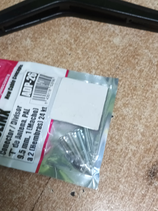 PIES DE TV TCL 55P635,