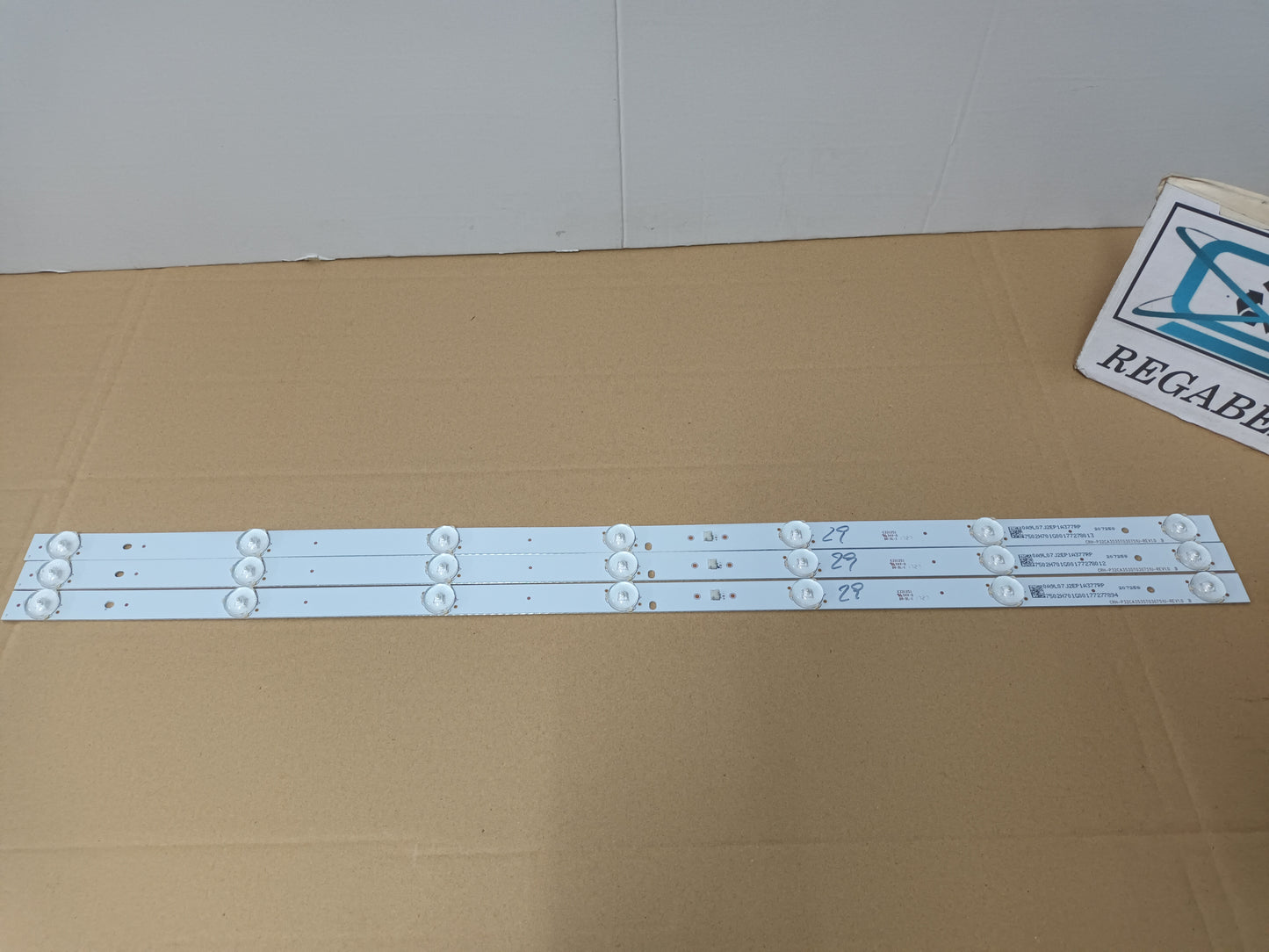 SHARP LC-32HG5141E, KIT 3 TIRAS LED (ref,29)