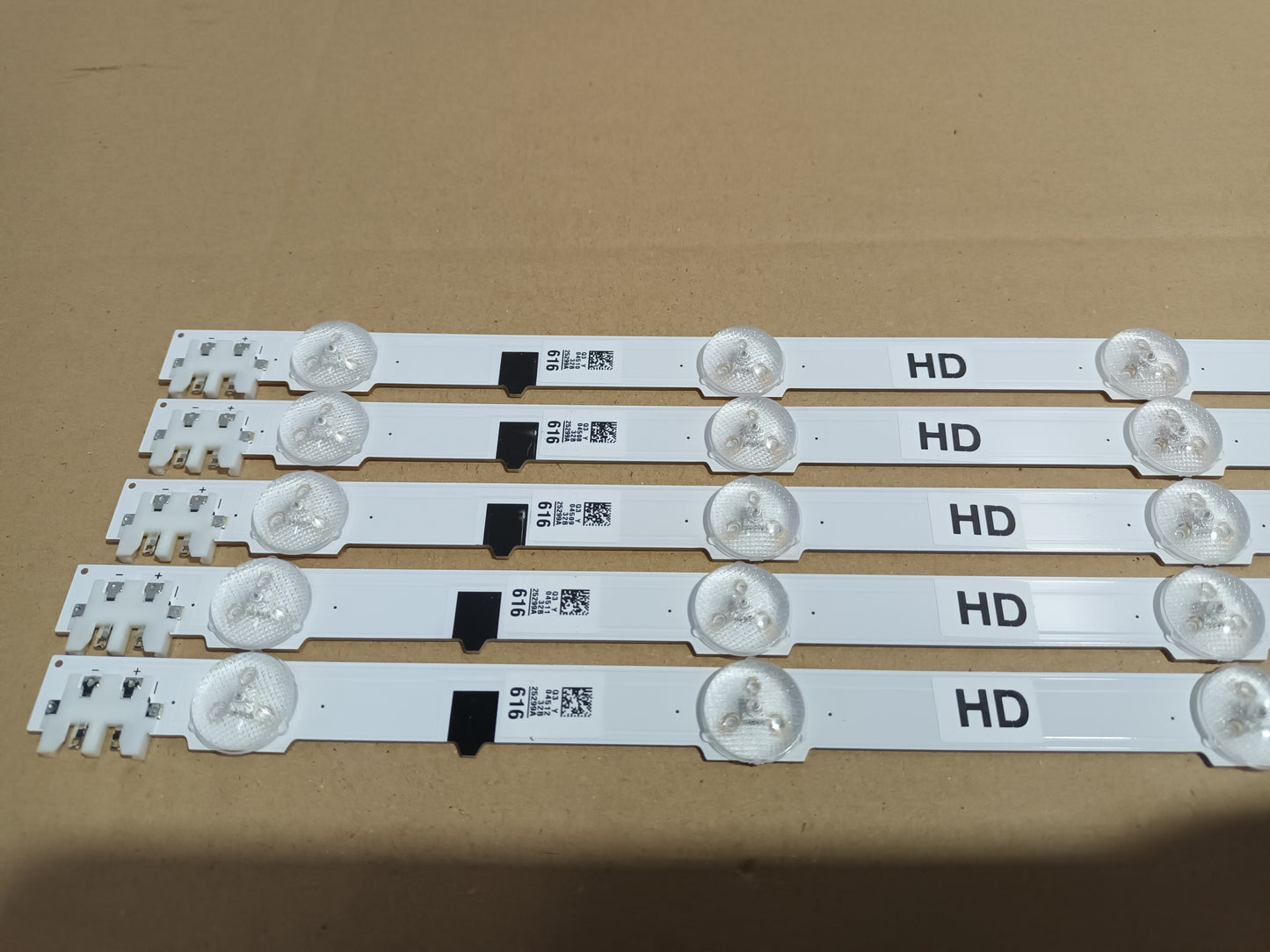 SAMSUNG UE32F4500AW, KIT 5 TIRAS LED, (ref,169)
