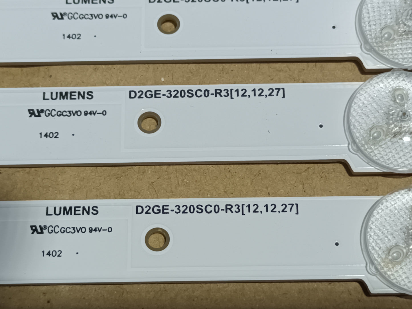 SAMSUNG UE32F4500AW, KIT 5 TIRAS LED, (ref,169)