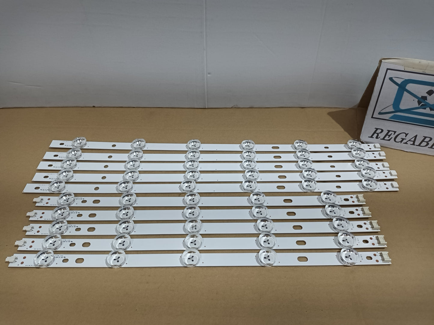 LG42LS3450, KIT 10 TIRAS LED (ref.33)