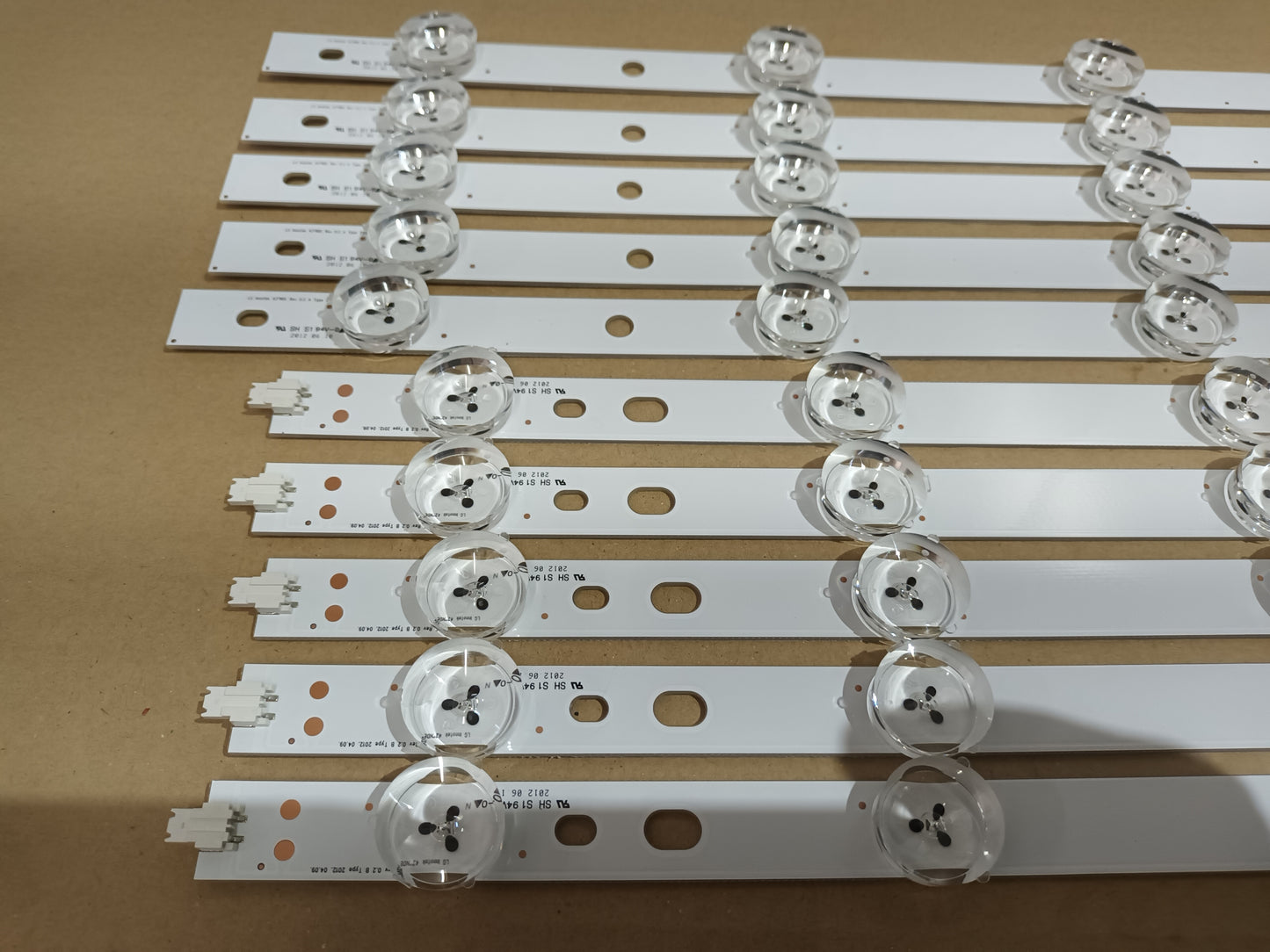 LG42LS3450, KIT 10 TIRAS LED (ref.33)