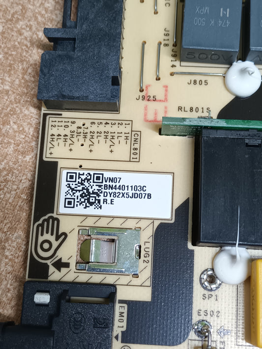 BN44-01103C, NUEVA SIN USAR, de TV SAMSUNG TQ75Q68DAUT,