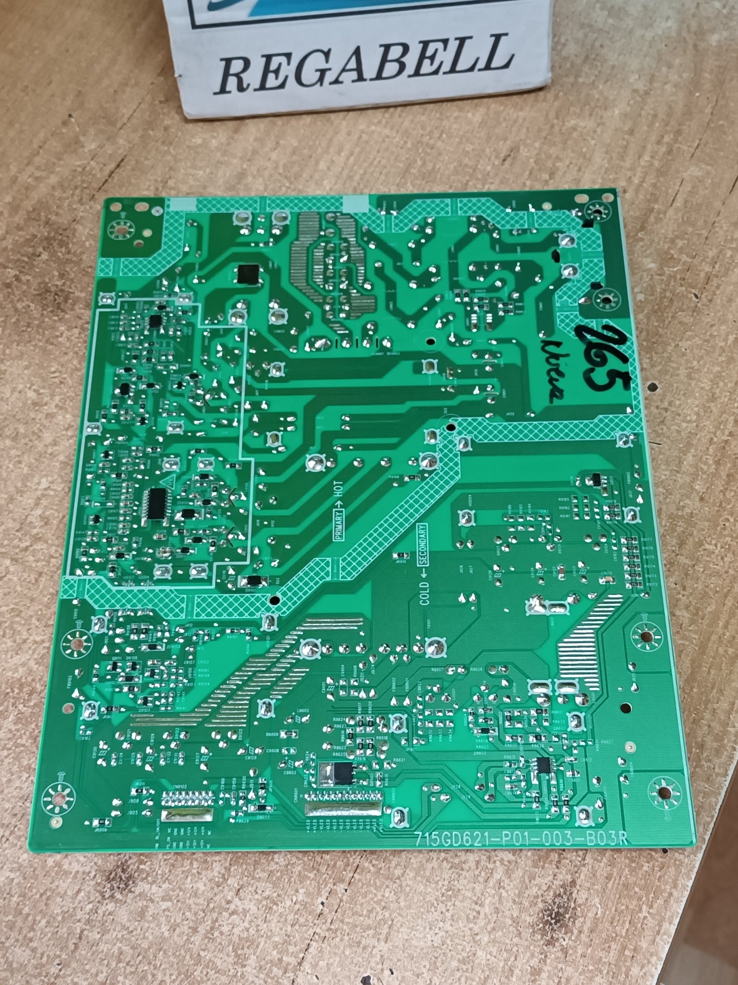 715GD621-P01-003-B03R, NUEVA SIN USAR, de TV PHILIPS 65PUS8319/12,