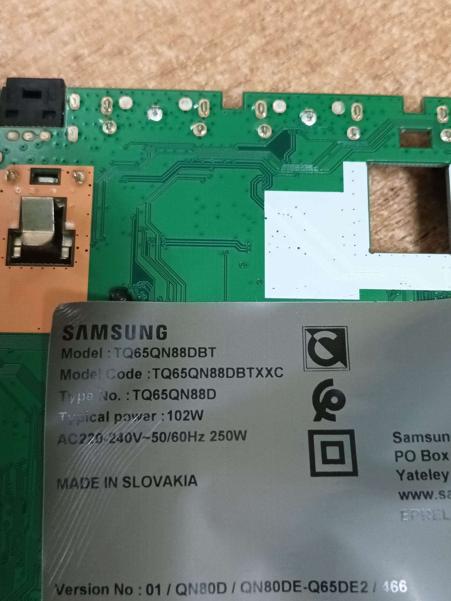 SUBCONECTOR BN41-03211A, DE TV SAMSUNG TQ65QN88DBT, NUEVA SIN USAR,