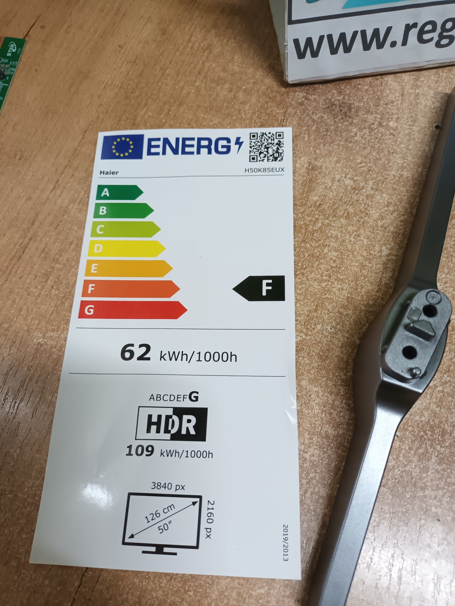 PIE, SOPORTE DE TV HAIER H50K85EUX, NUEVO (ref-223