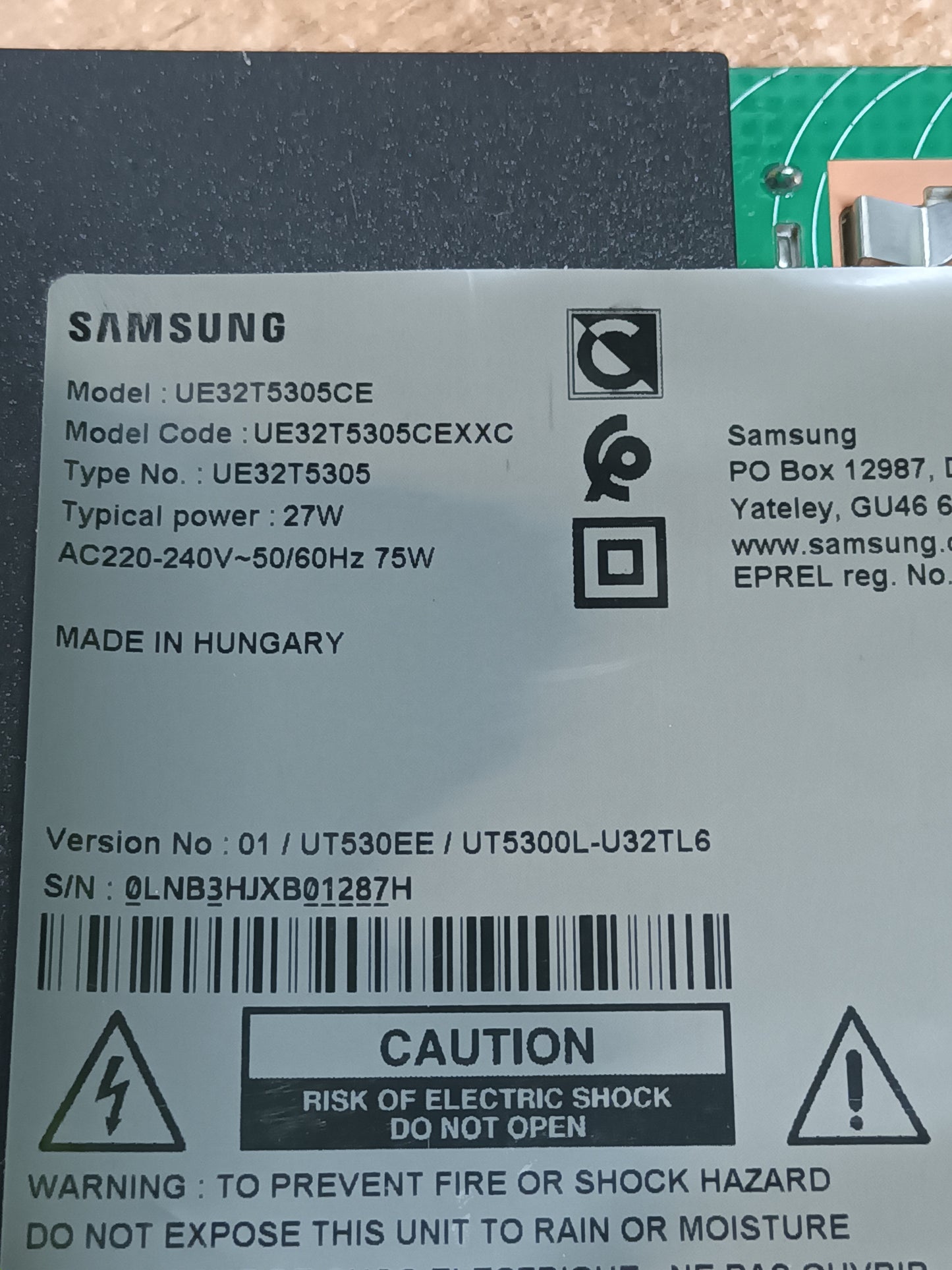 HV320FHB_N10_V01, de SAMSUNG UE32T5305CE, NUEVA