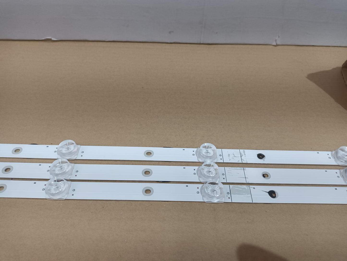 tv HISENSE H43A6140 kit tiras de led (ref-6)