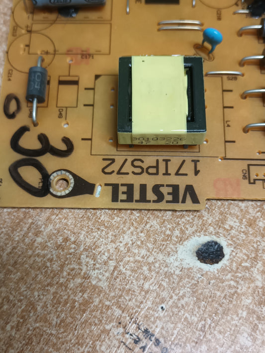 17IPS72, Fuente alimentación TOSHIBA (F-30)