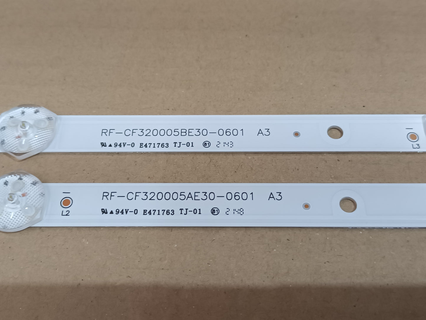 Kit 2 tiras LED Toshiba 32L3163DG