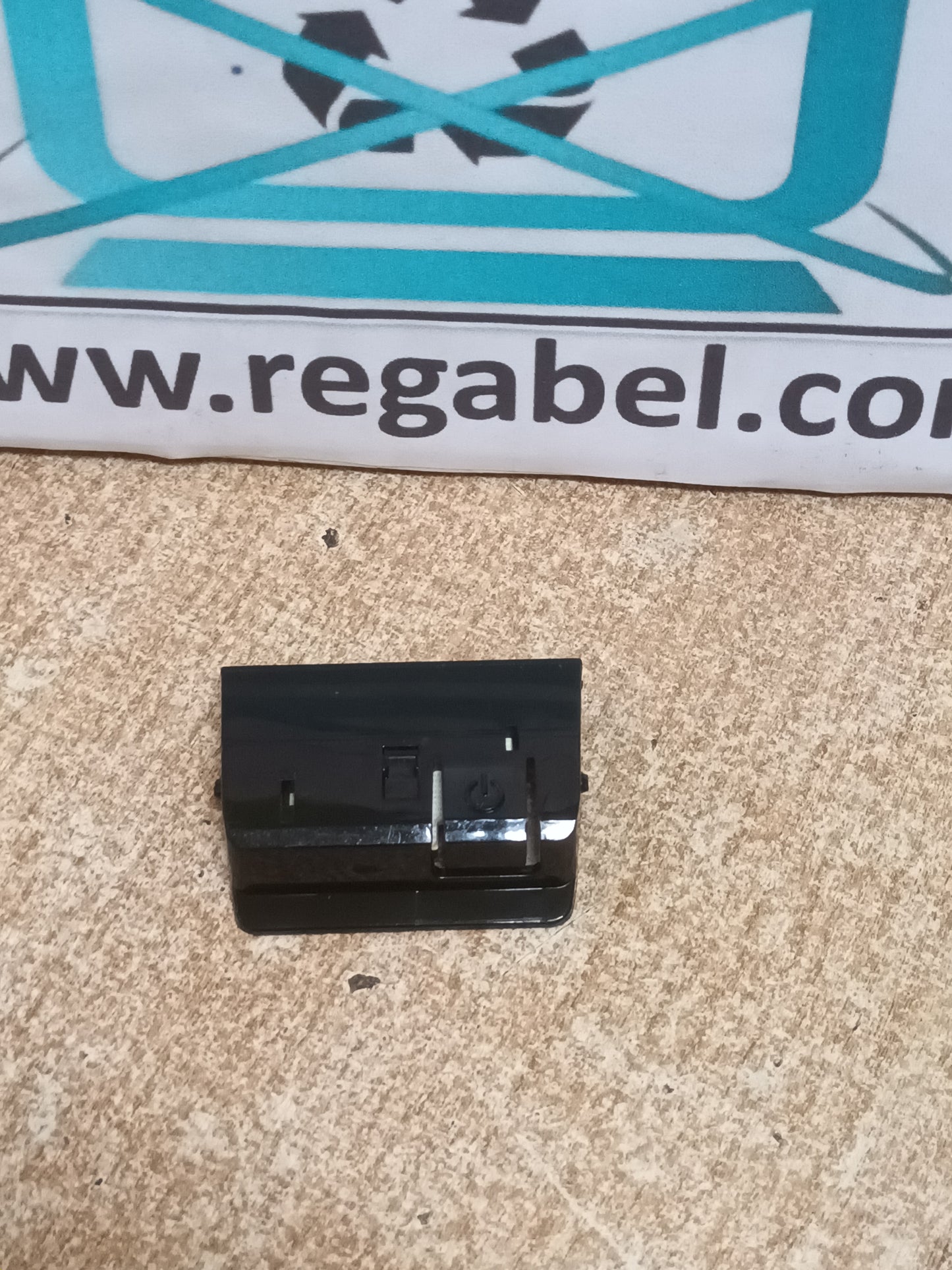 SAMSUNG UE55RU7405U, SENSOR IR
