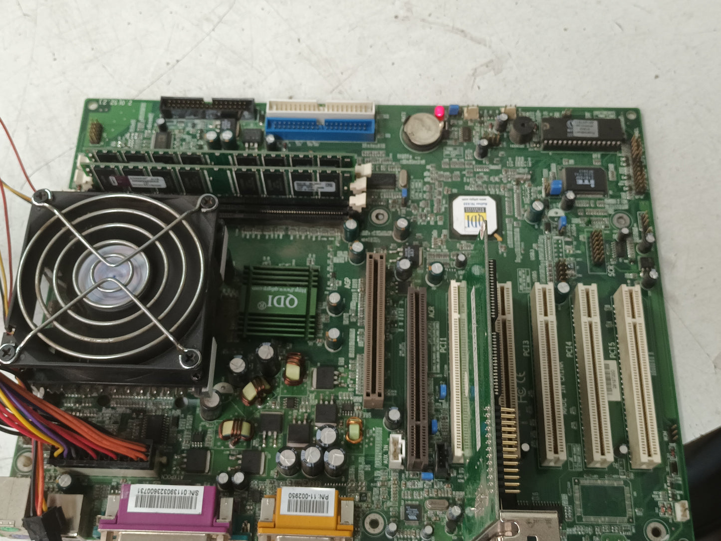 PLACA BASE QDI PROCESADOR AMD ATHLON 2000, (PL-19)