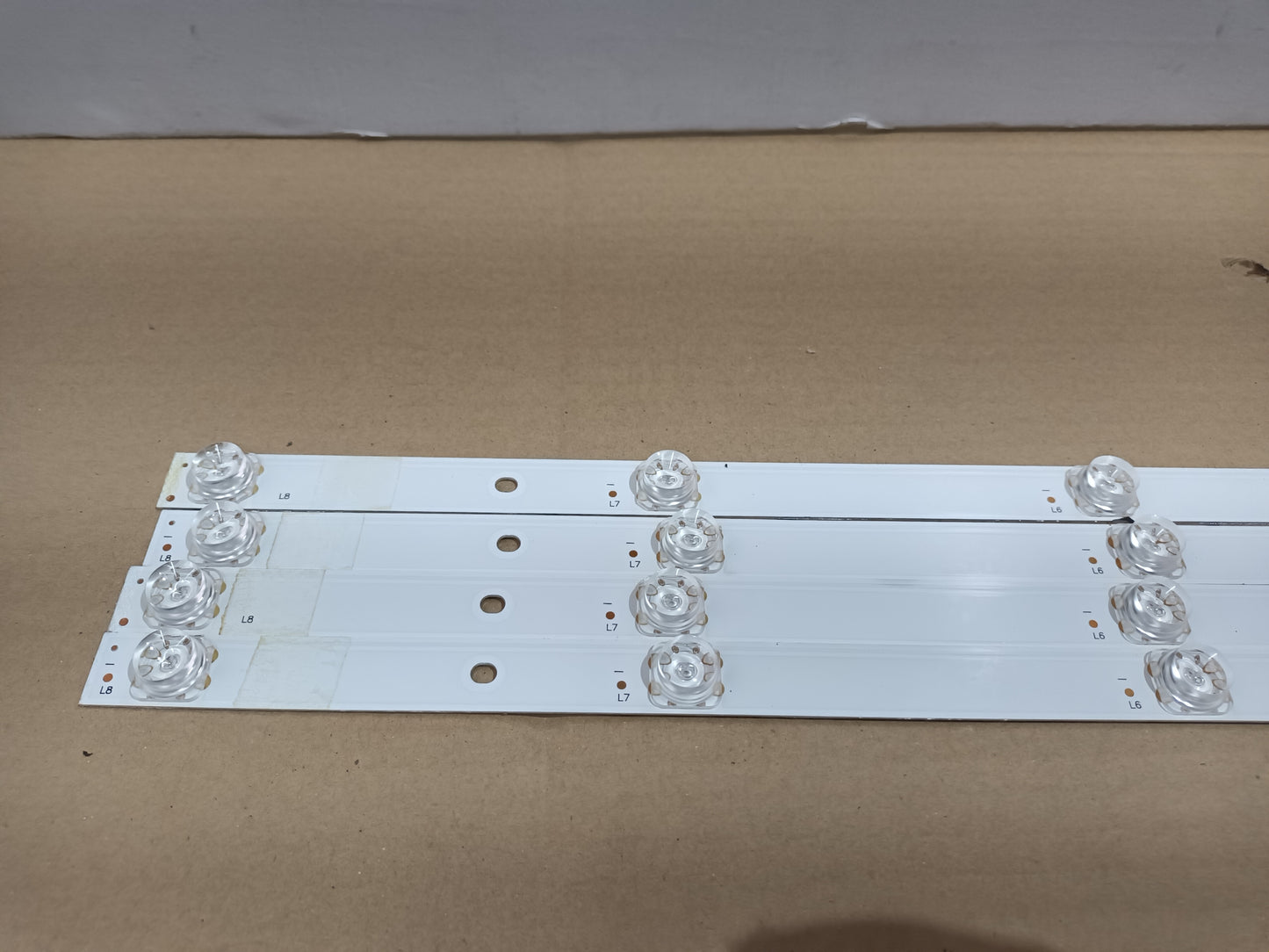 PANASONIC TX-43HK700E, KIT TIRAS LED (ref,222)