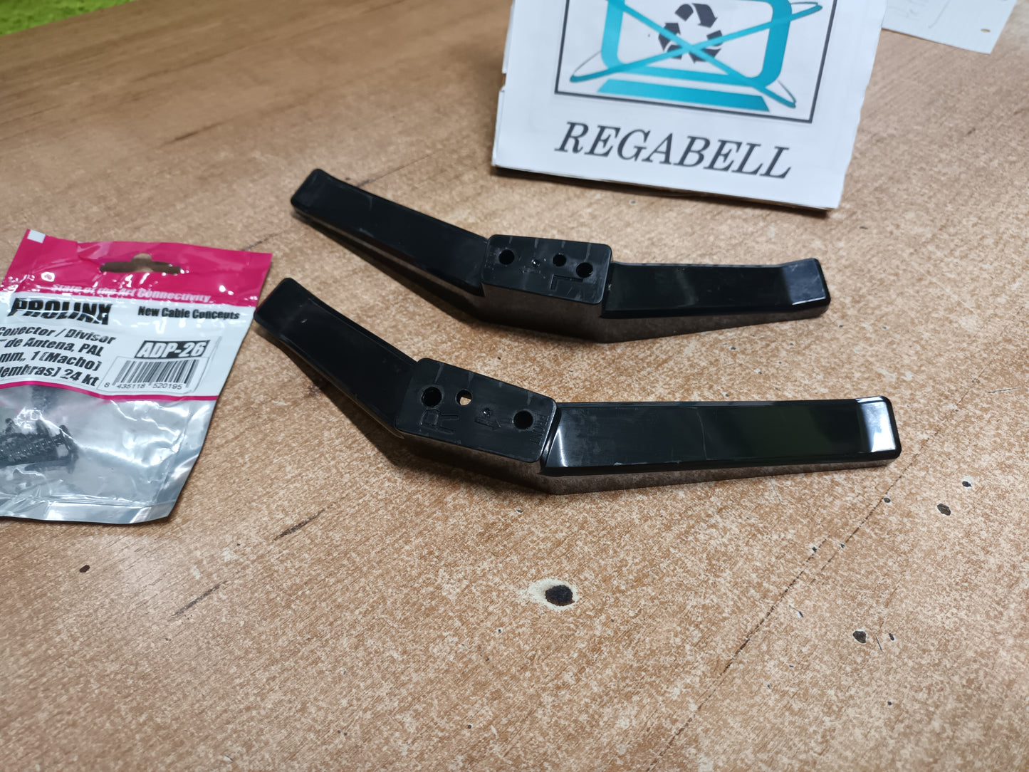 PIES DE TV TD SYSTEMS K40DLM8FS, (ref-189)