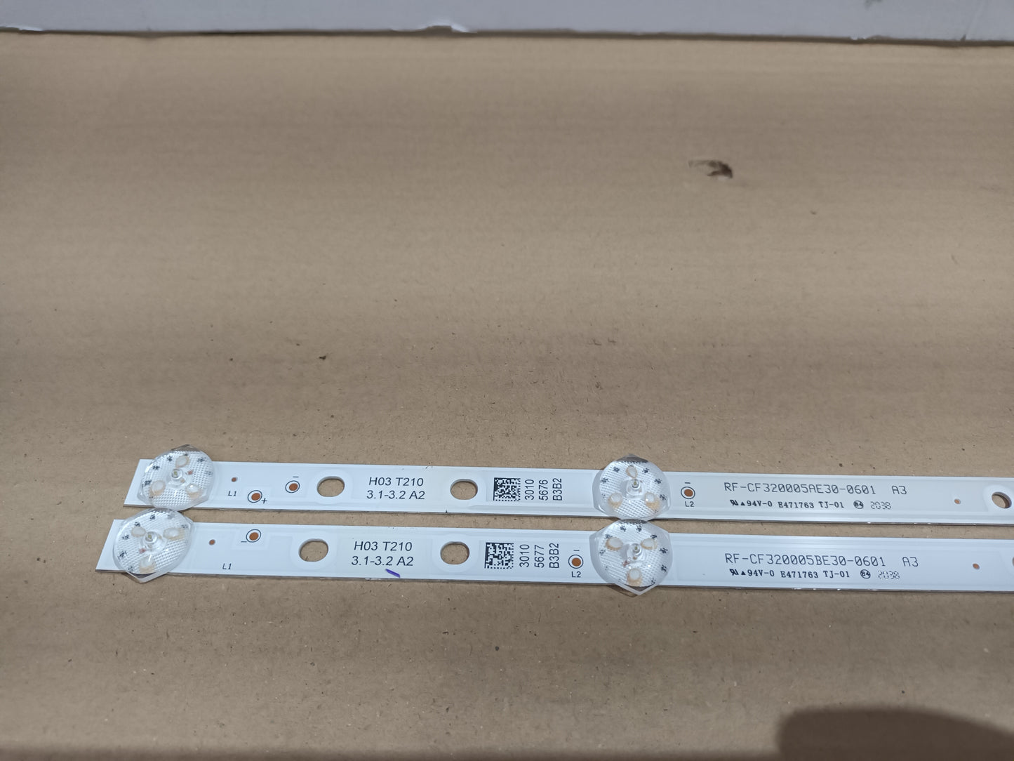 JVC LT-32VH39005, KIT 2 TIRAS LED (ref,225)