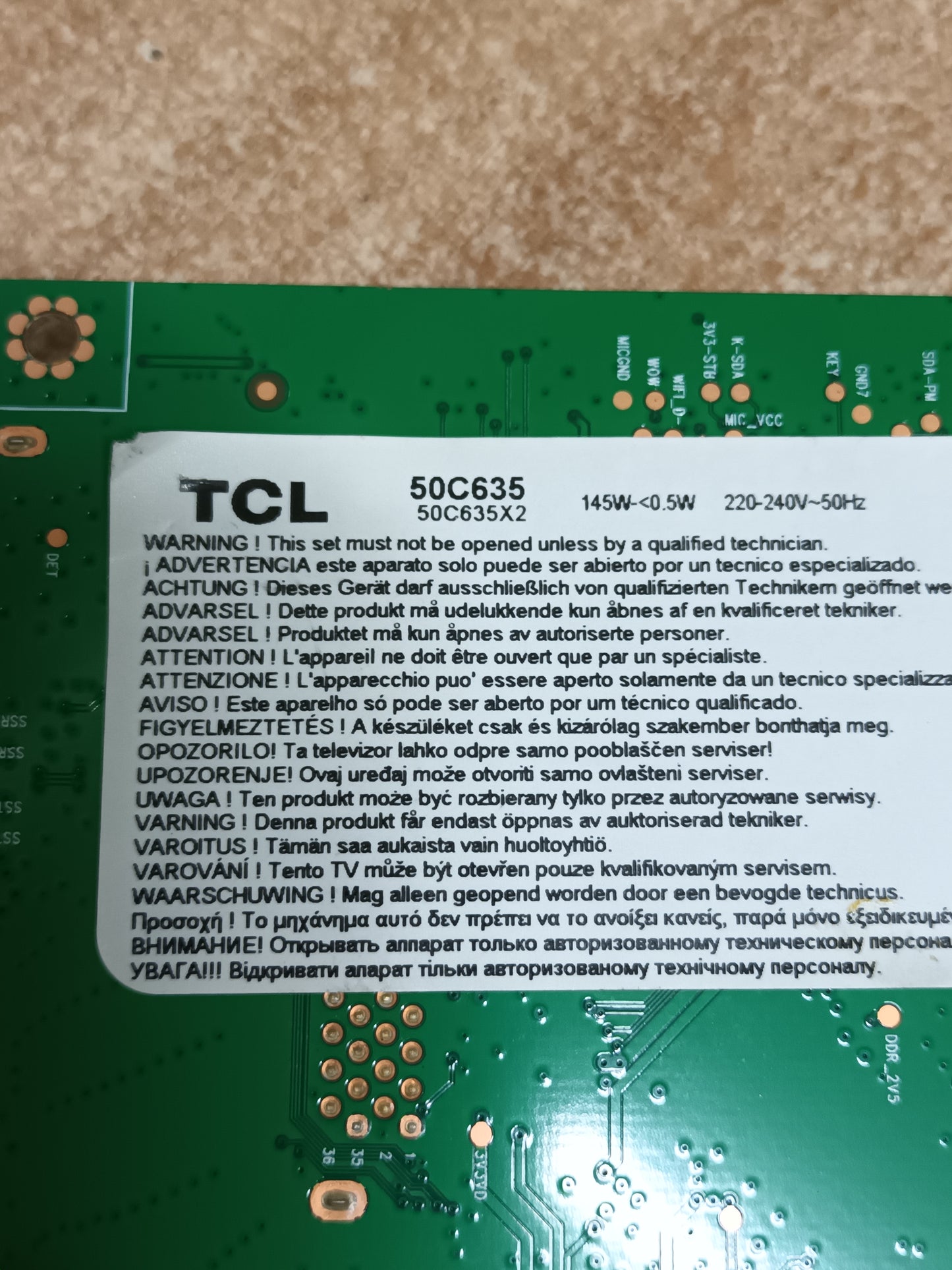 40-L17CW2-PWC1ZG, de TCL 50C635
