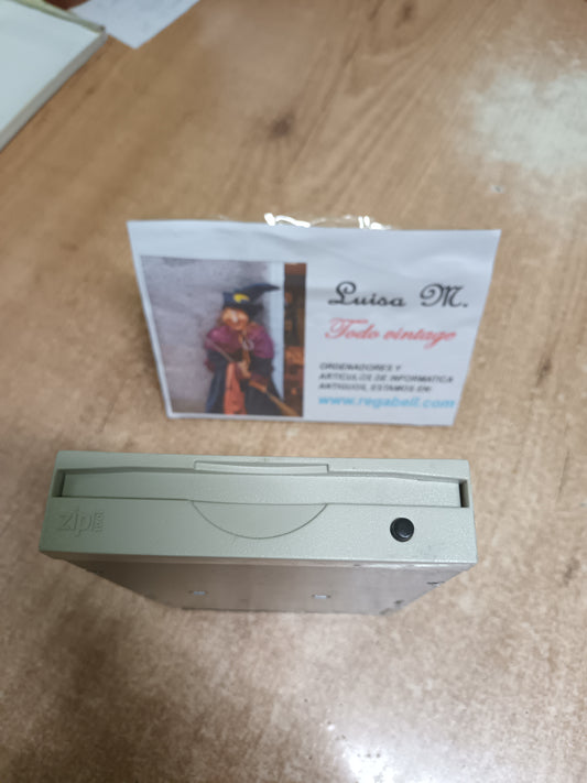 UNIDAD ZIP IOMEGA: Z100 ATAPI ZIP