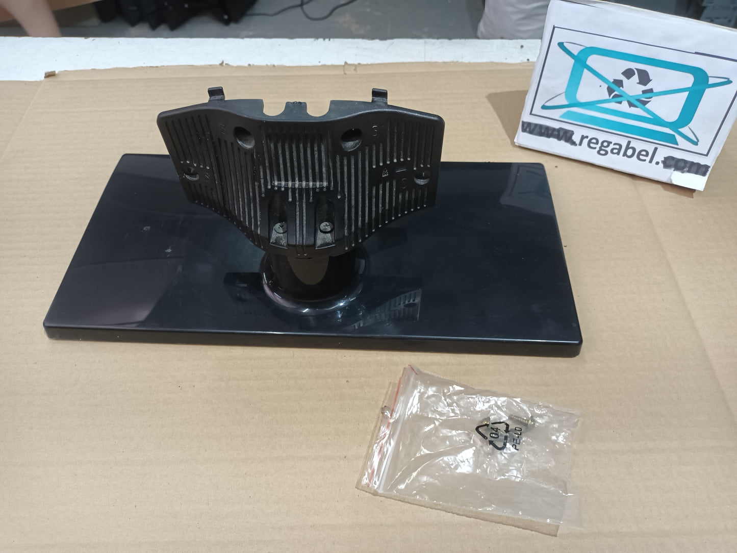 PIE, SOPORTE DE TV SAMSUNG UE32ES5500