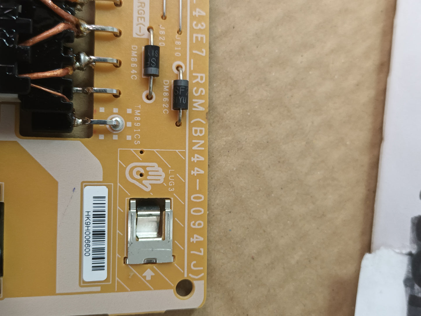 BN44-00947J, de televisión Samsung UE43RU7025K, nueva sin usar