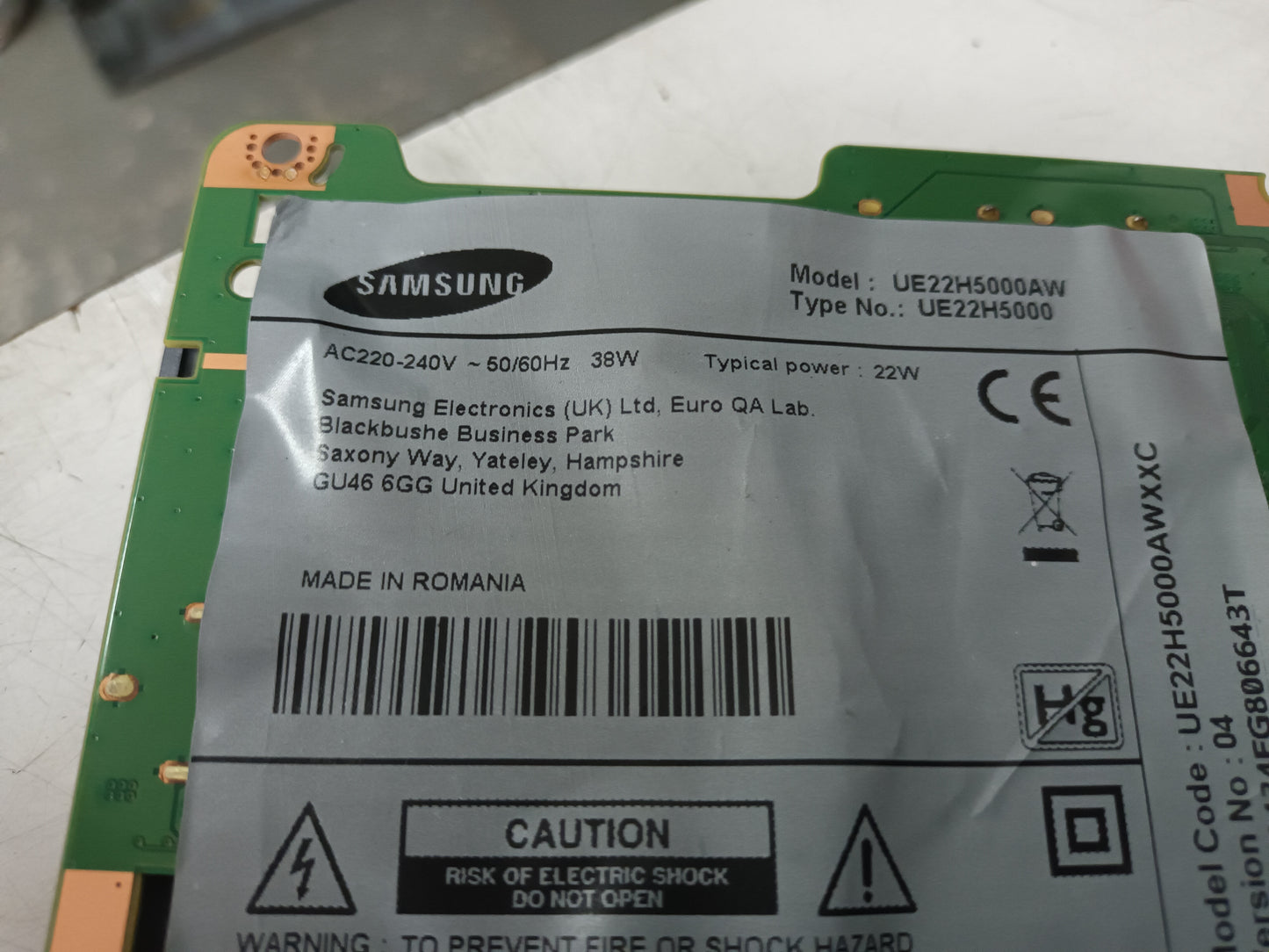 PIE SOPORTE DE TV SAMSUNG UE22H5000AW, (ref-166)
