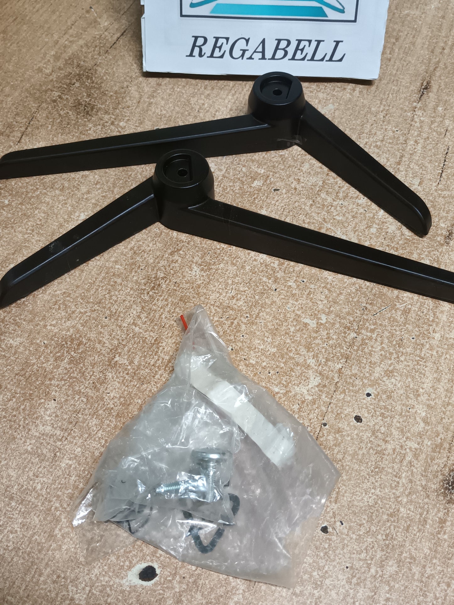 PIES DE TV CECOTEC VQU11055+
