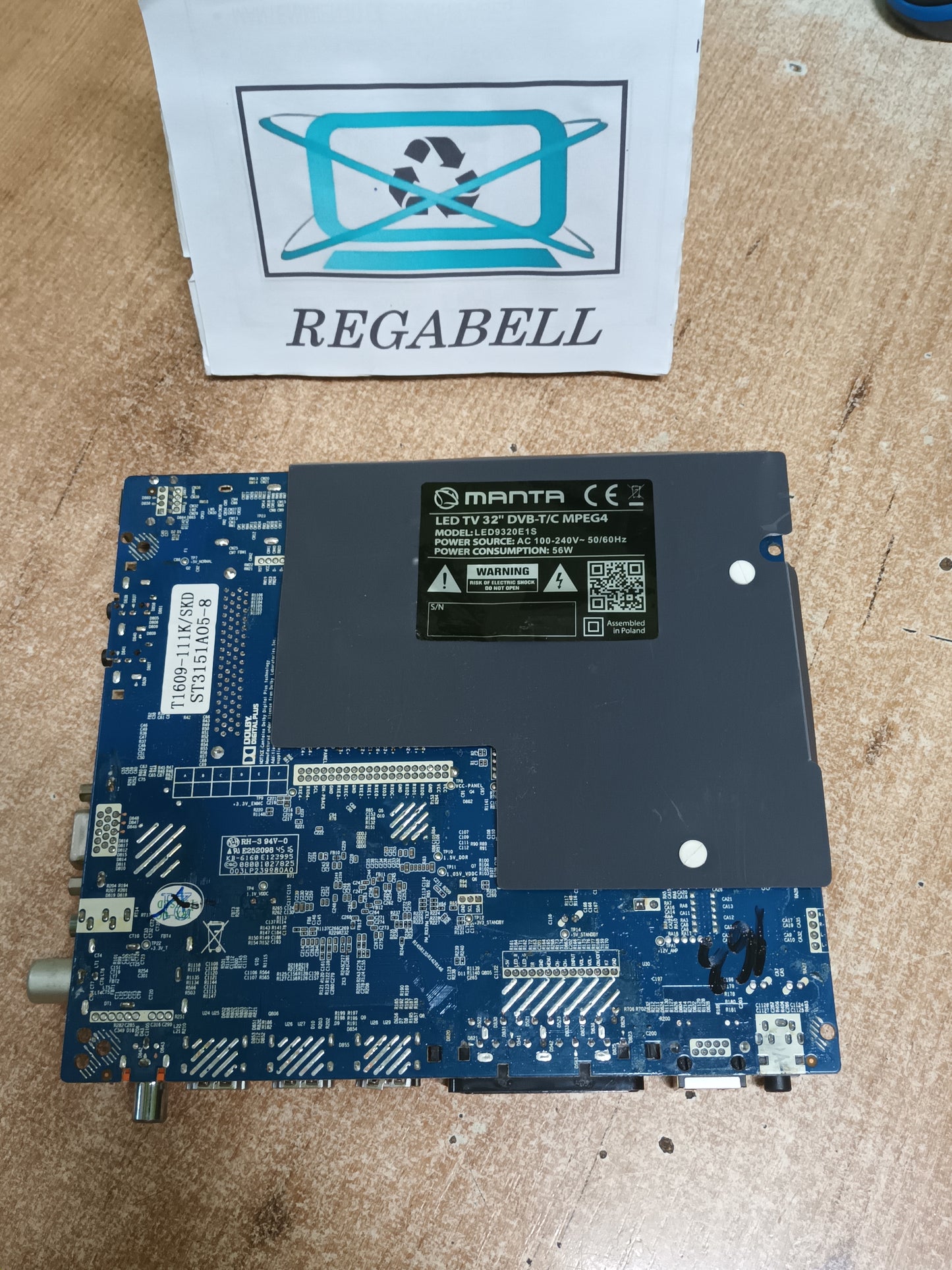 PLACA BASE, CV338H-T42, desmontada de TV MANTA LED9320E1S,