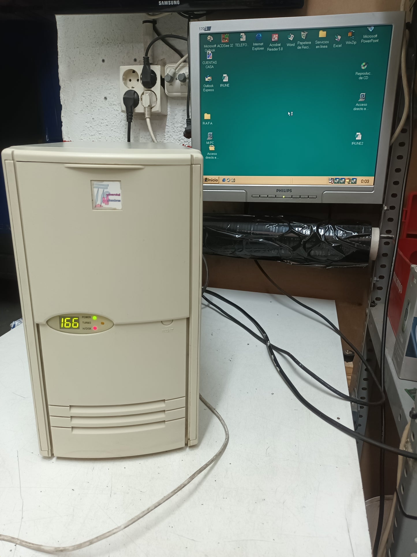 n-8, pc retro PENTIUM MMX, 166MHZ