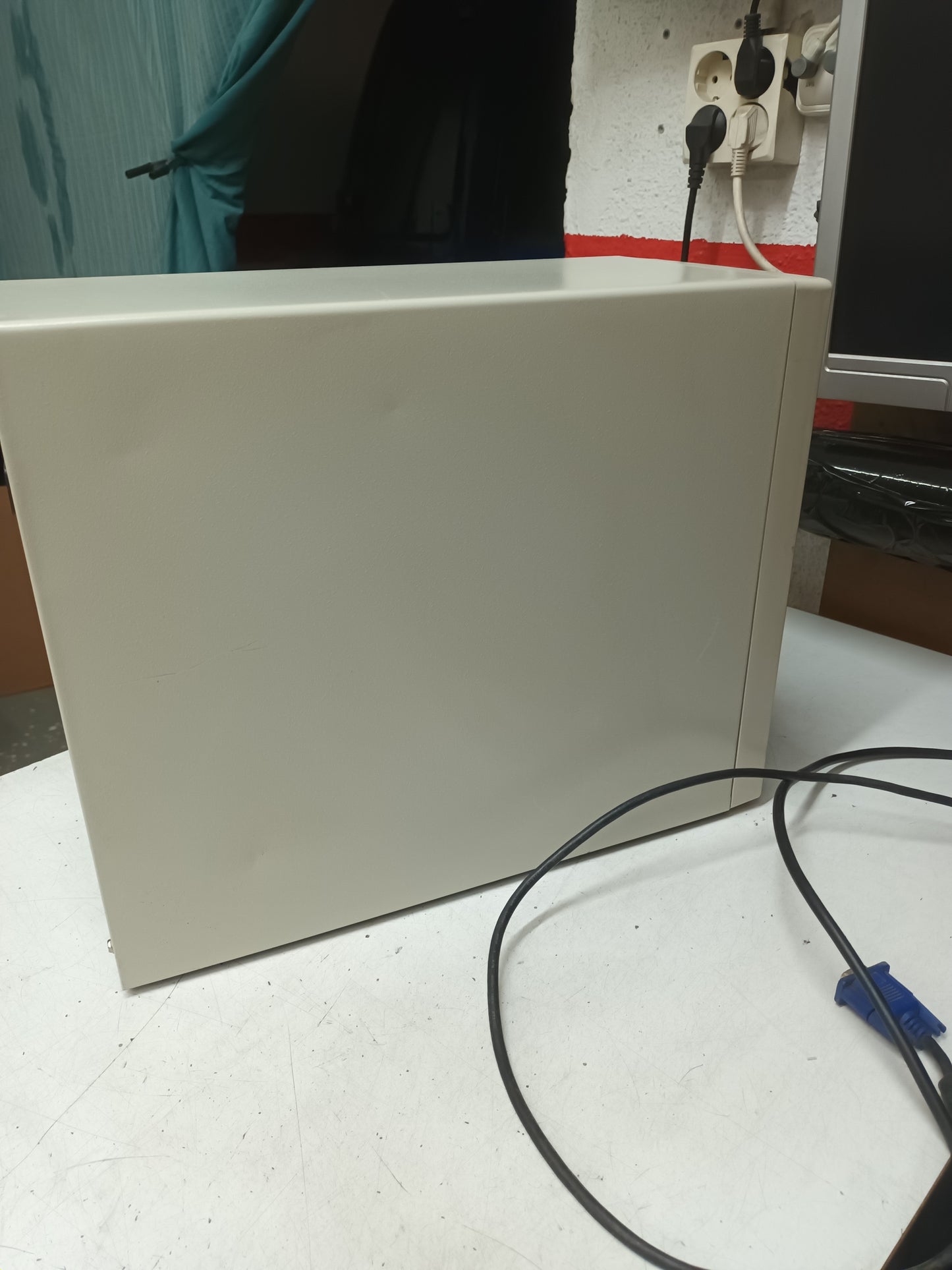 n-8, pc retro PENTIUM MMX, 166MHZ