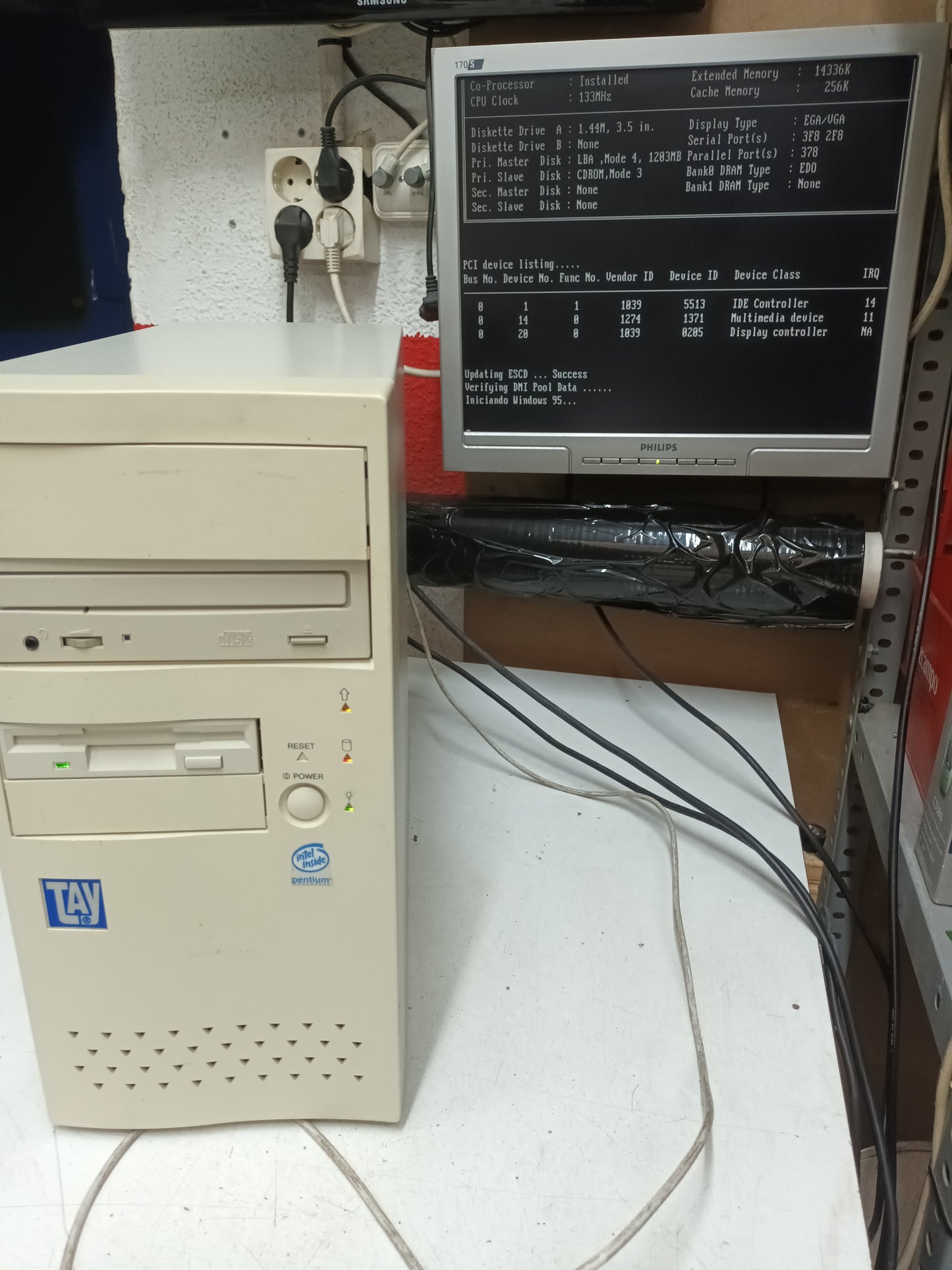 n-9, pc retro PENTIUM S, CPU AT 133MHZ