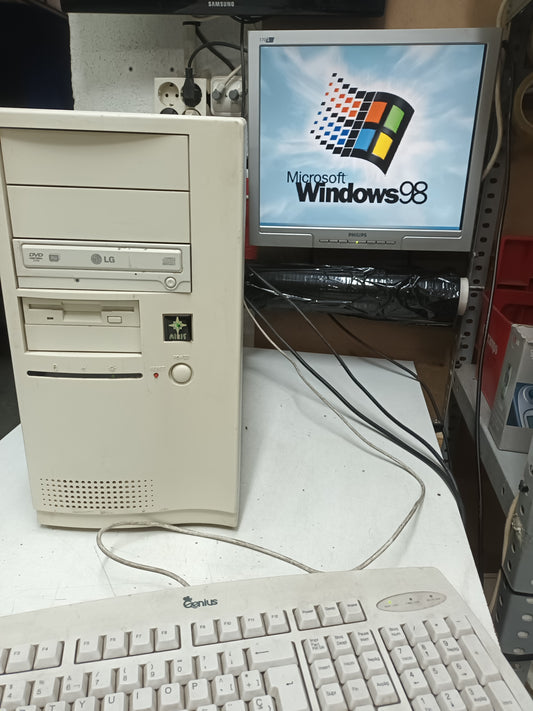 n-10, pc retro AMD K6-2/400,