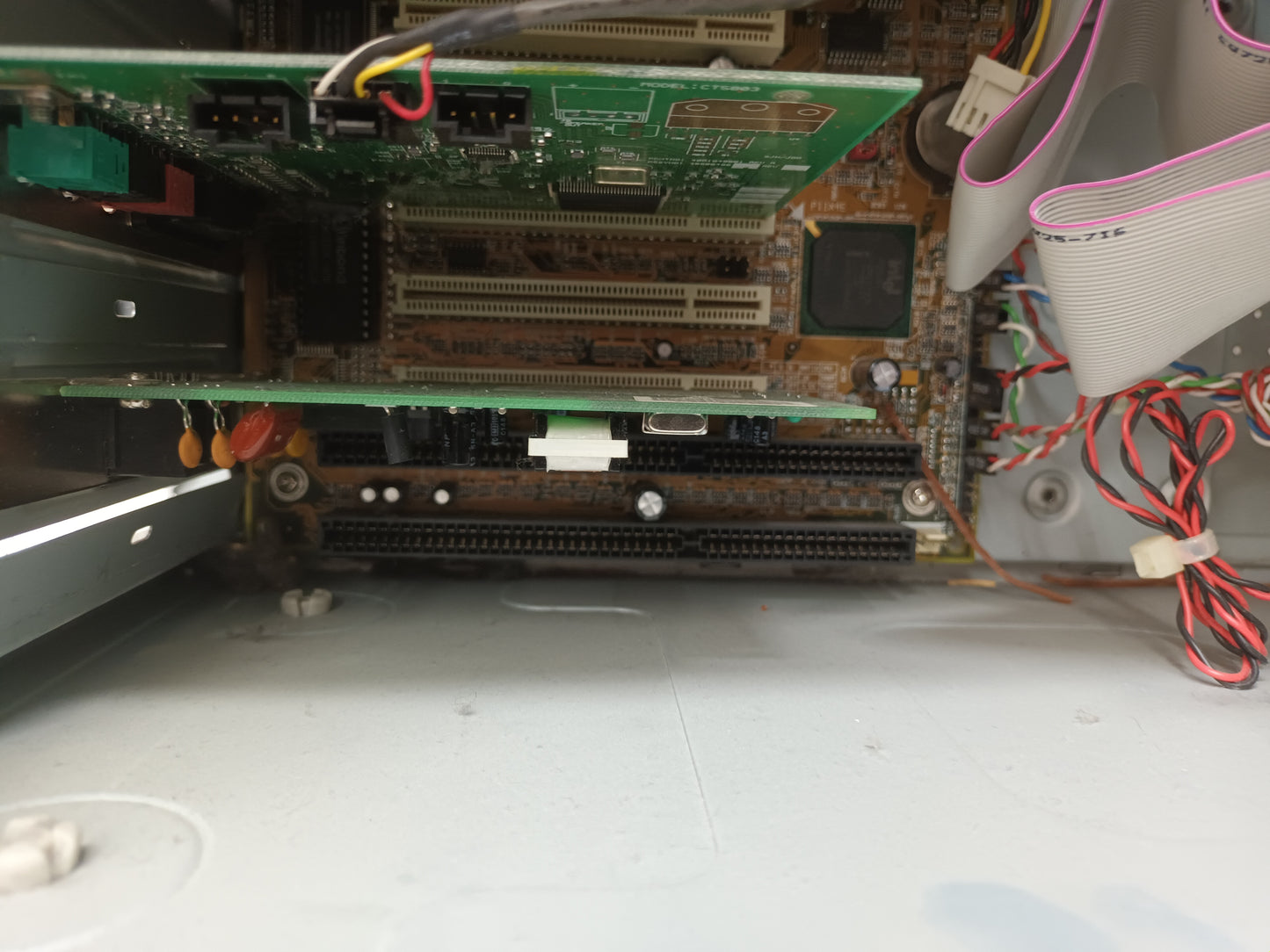 n-6, pc retro PENTIUM III, 550MHZ, con W98,(ref.6)