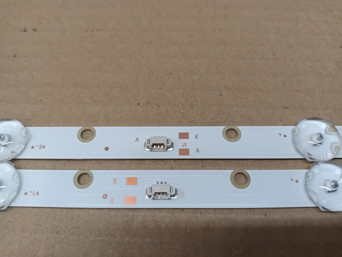Kit 2 tiras LED DE TV INFINITON INTV-40AF690