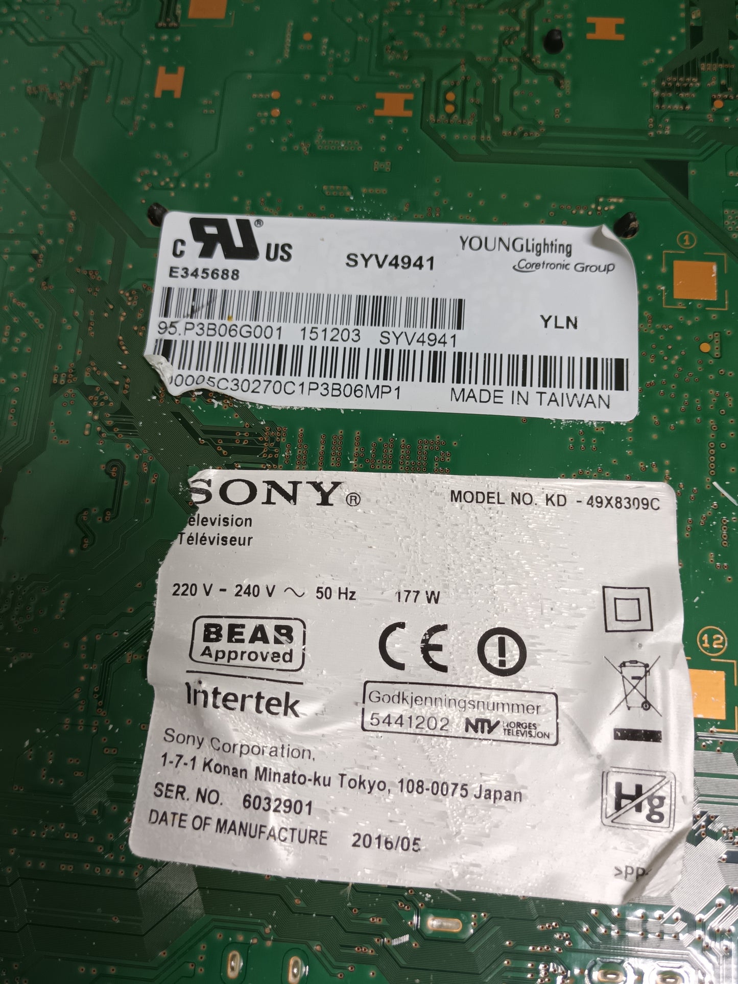 6870C-0561A, de SONY KD-49X8309C