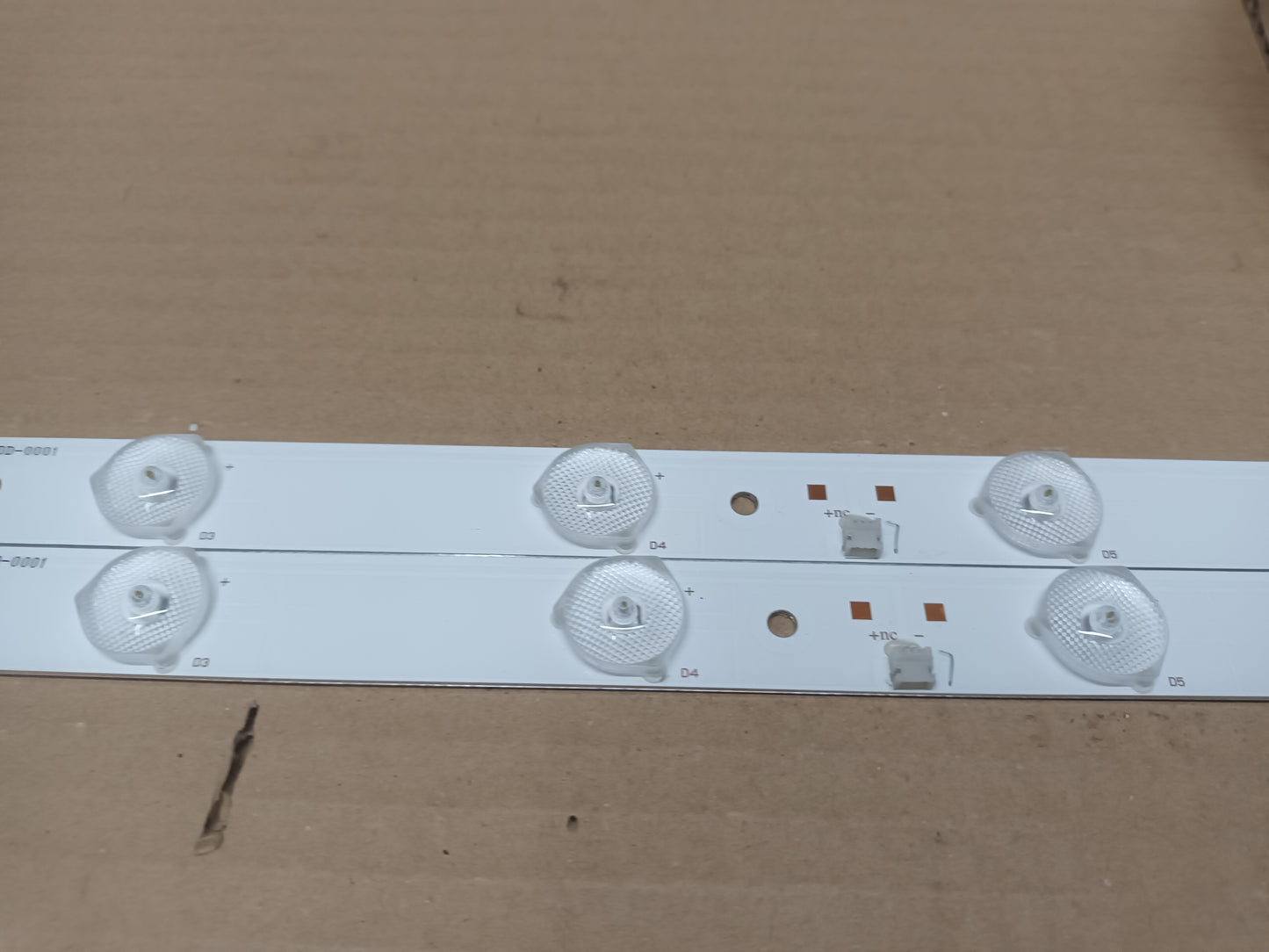 Kit 2 tiras LED Engel TV 24" (ref-40)