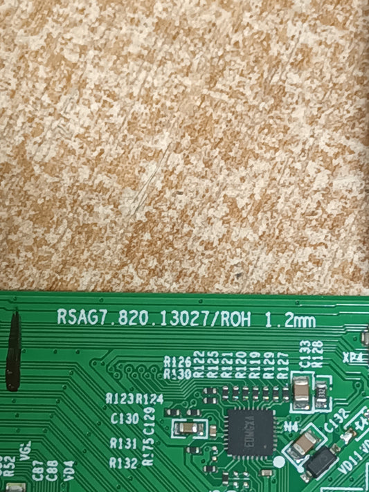 placa t-com, RSAG7.820.13027/R0H, desmontada de TV HISENSE 65379N