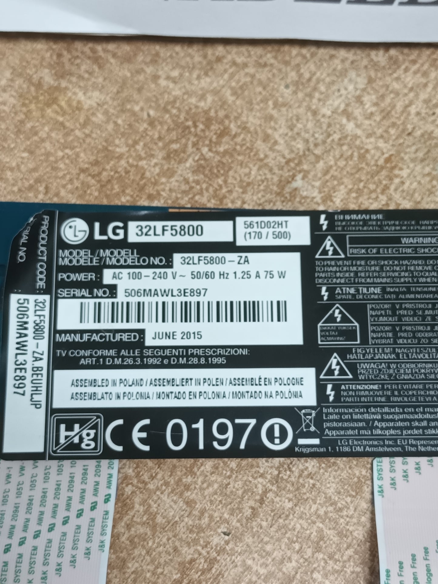 T320HVN05.6, desmontada de TV LG32LF5800,