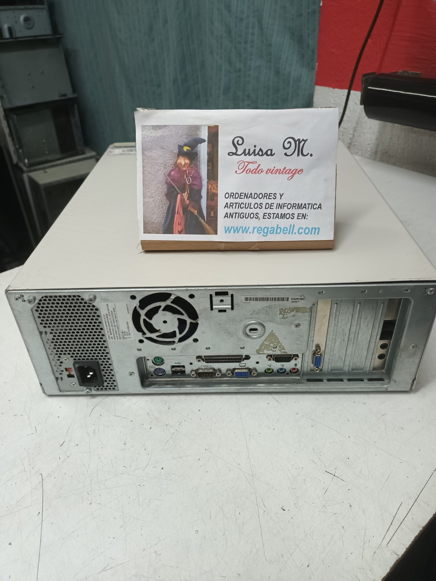 n-35 PC Retro Compaq Deskpro Pentium III 866MHz