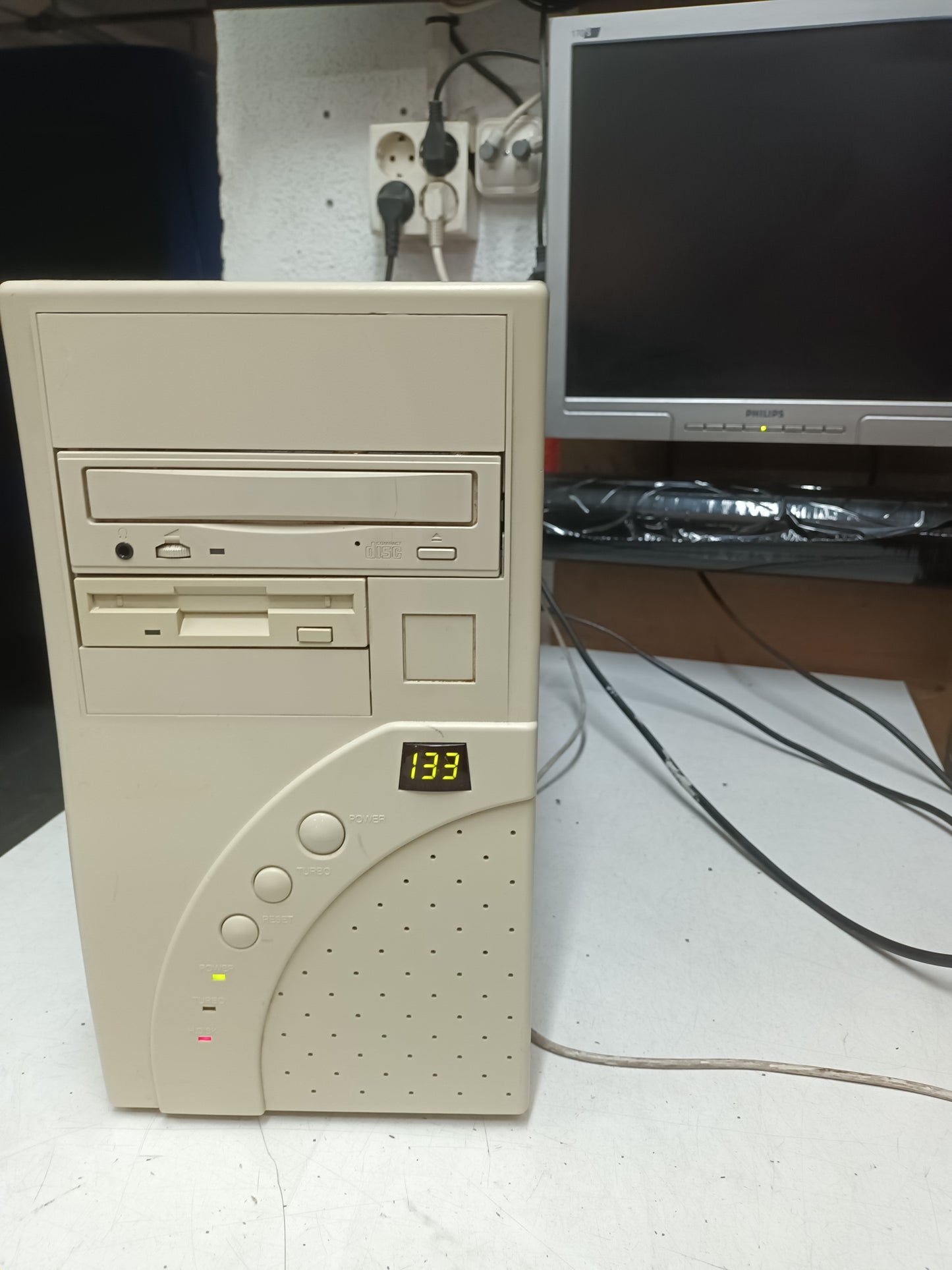 n-49, Pc retro, PENTIUM S, 133mHZ