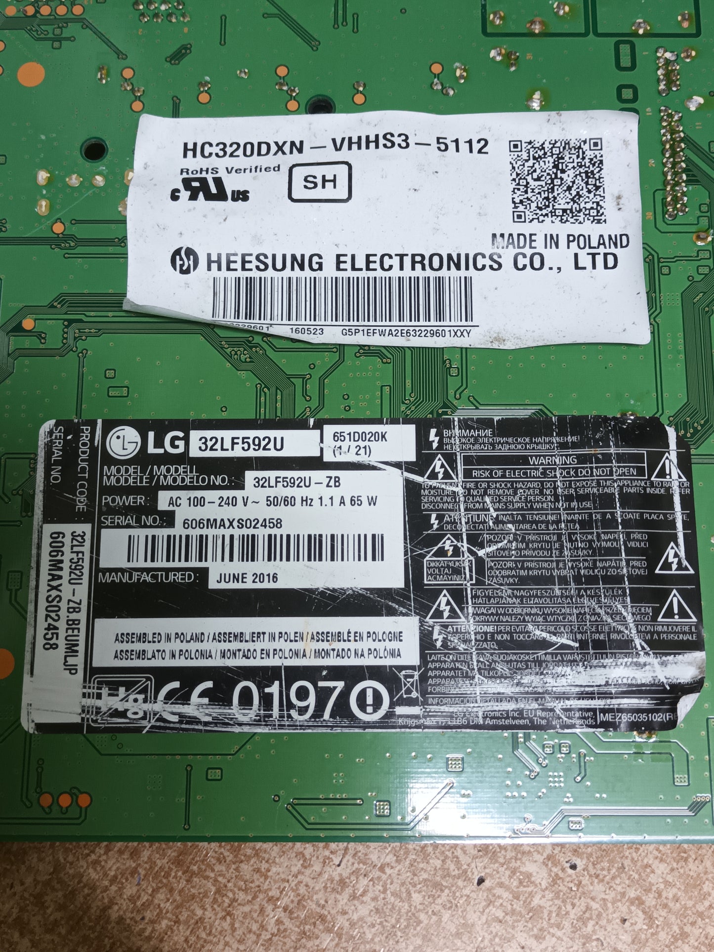 EAX66482504 (1.0), de LG32LF592U